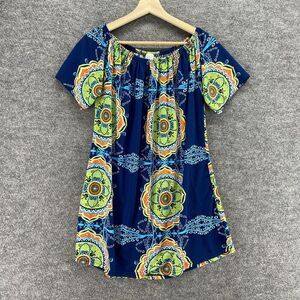 WinWin | Tops | Womens Top | Poshmark